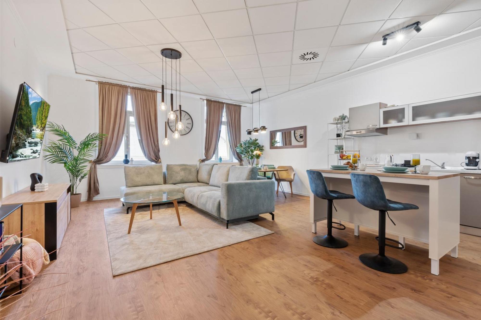 Luxe Living At Old Town Center Apartment Bratislava Exterior photo